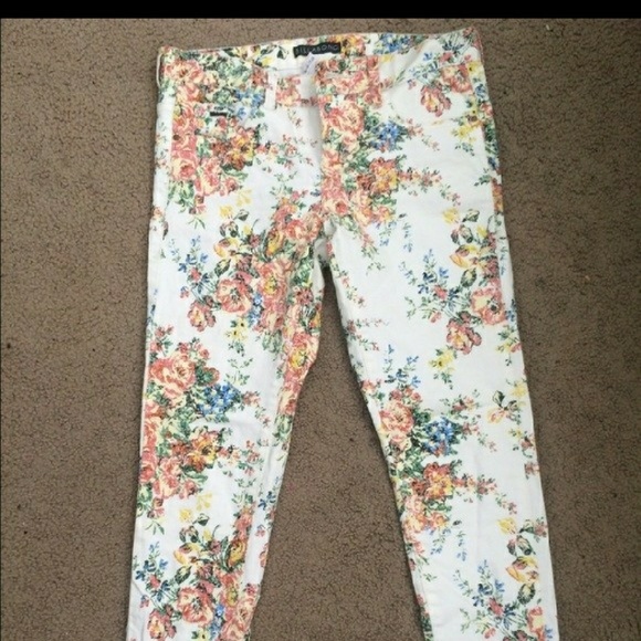 Jeans - Picture 4 of 4